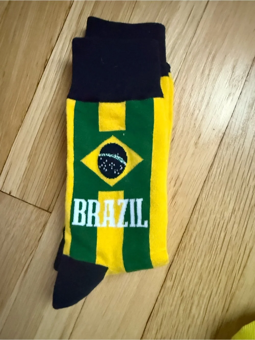 Brazil Soccer Fan Gear - Green & Yellow (Hat, Scarf, flags, bracelet, bandanna